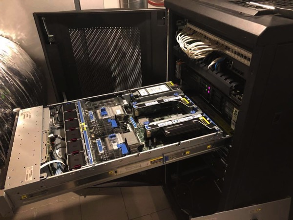 The HP DL 380 G8 Server